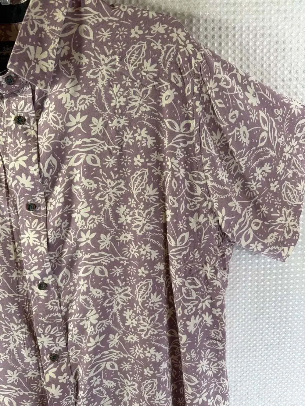 Fou-Fuera De Lo Comun Short Sleeve Floral Button-Up Shirt